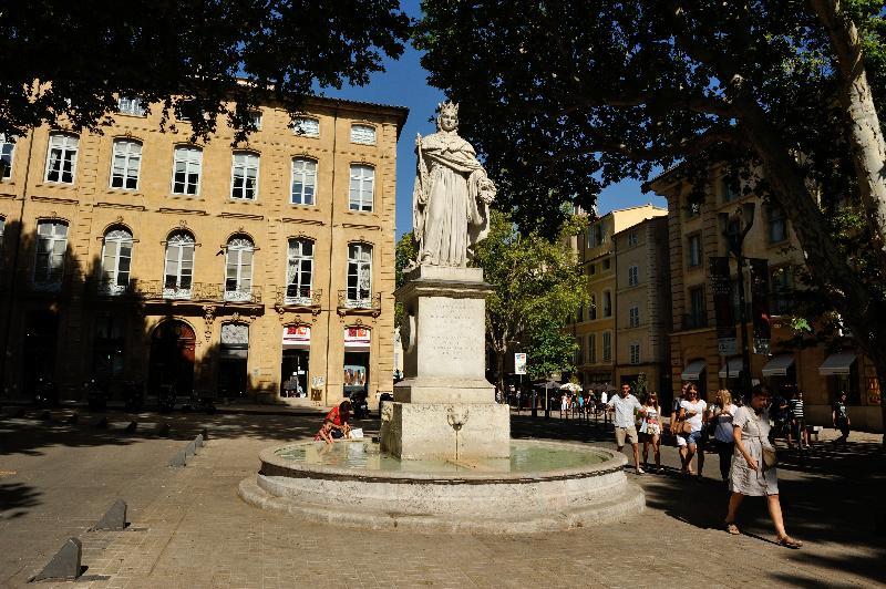 Campanile Aix-En-Provence Sud - Pont De L'Arc Hotel Eksteriør billede